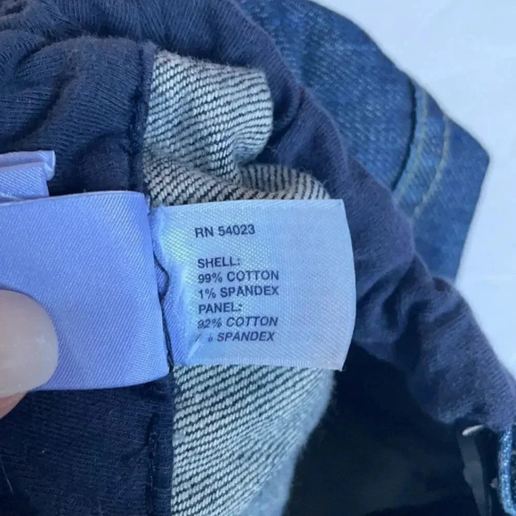 Gap Maternity jeans, straight leg. Adjustable waist. Dark wash. Size 14 - Picture 10 of 11